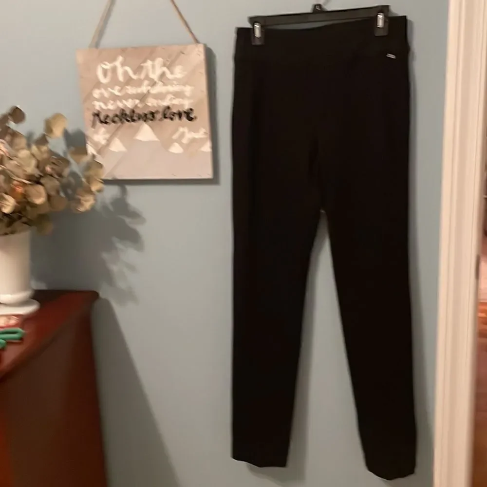 FDJ Pull On Cigarette Black Jegging Pants - 4 - NWT